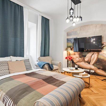 Old Town Square Apartments By Michal&Friends Praga Zewnętrze zdjęcie