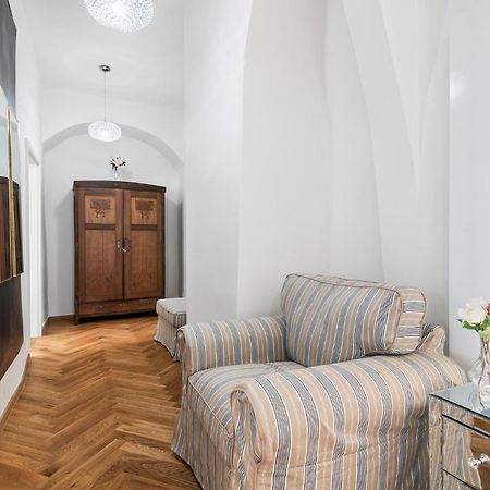 Old Town Square Apartments By Michal&Friends Praga Zewnętrze zdjęcie